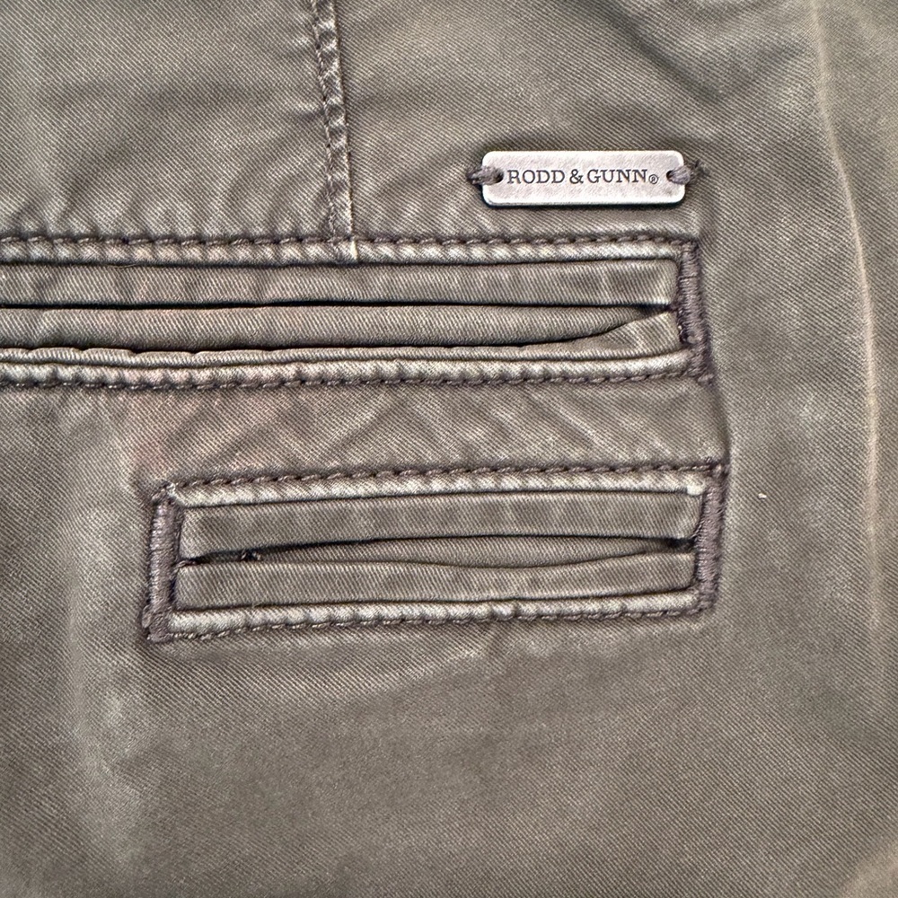 Rodd & Gunn Olive Green Chino Shorts Men’s 32 Stretch Cotton Casual Summer - Picture 4 of 8